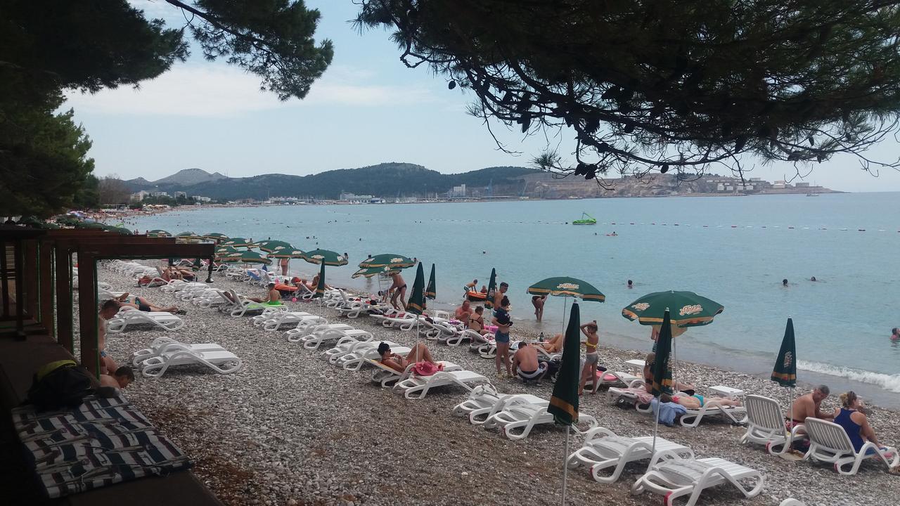 Holiday Home Duka'S Bar Dış mekan fotoğraf